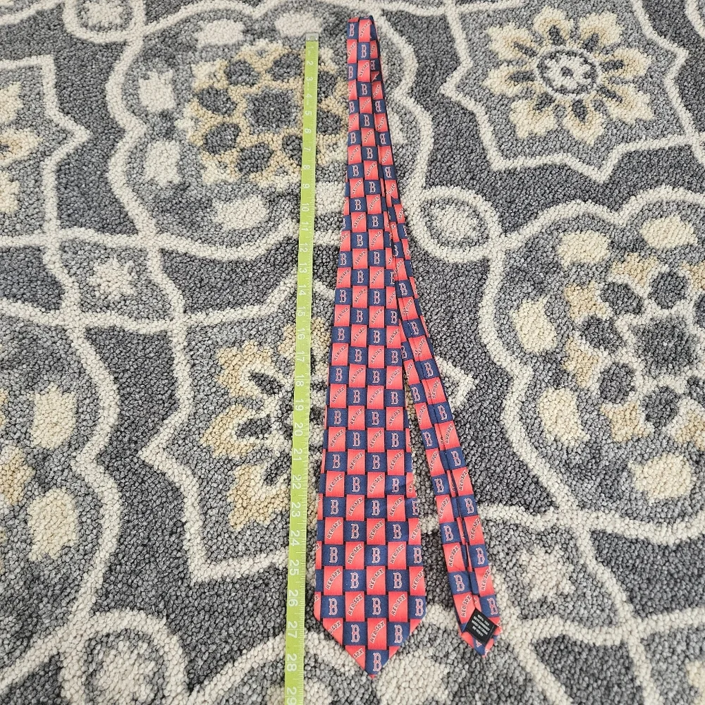 MLB Boston Red Sox Mens Neck Tie Classic Red Blue Logo 100% Silk Baseball
